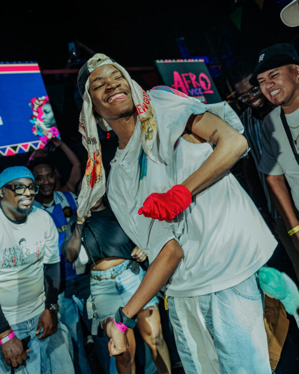 Afrovice---Petronio-18